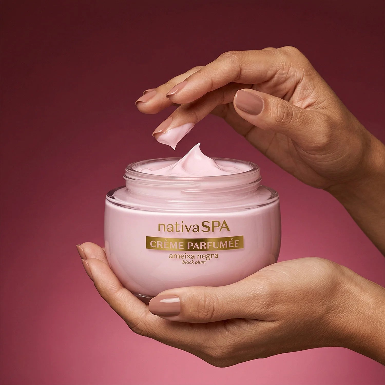 O Boticário Crème Parfumèe Ultra Perfumado Nativa Spa Ameixa Negra 200G