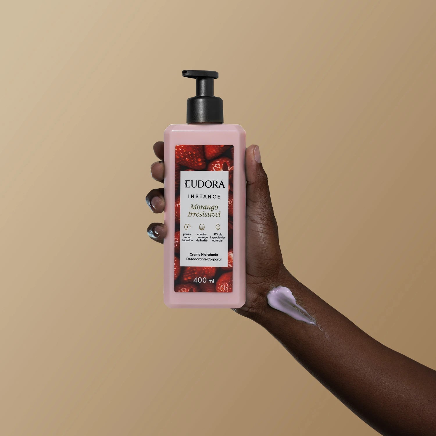 Eudora Instance Morango Irresistível: Creme Hidratante Desodorante Corporal 400ml